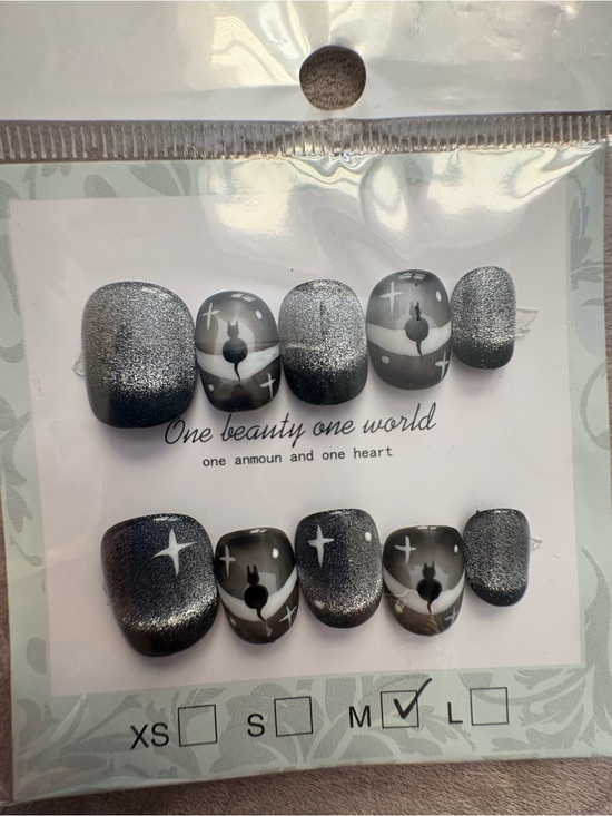 Unbranded Other - Black & Silver Ombre Press-On Nails - Medium
